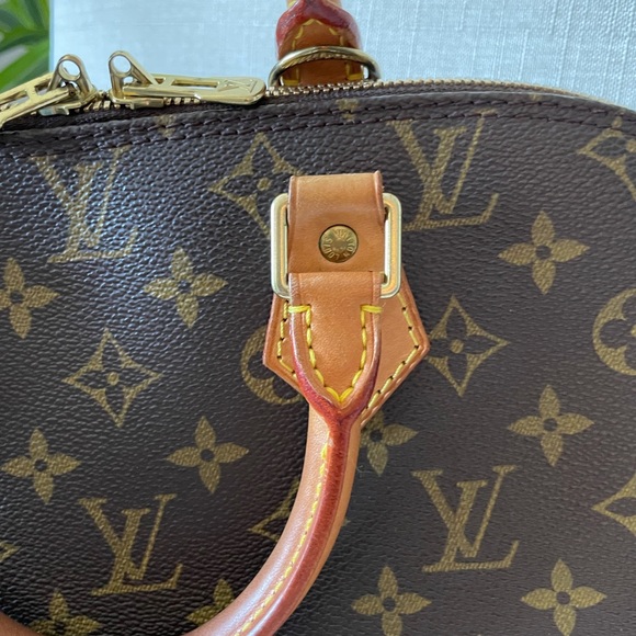 LOUIS VUITTON ALMA PM - Picture 3 of 16